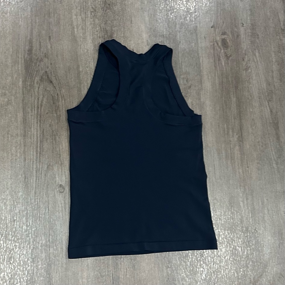 Women’s Athleta Tank Top - Picture 4 of 5